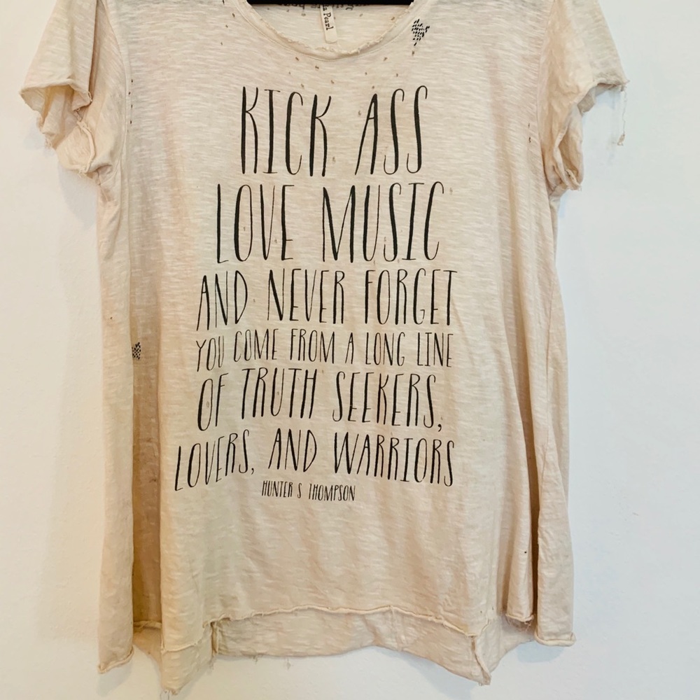 Magnolia Pearl Graphic Tee